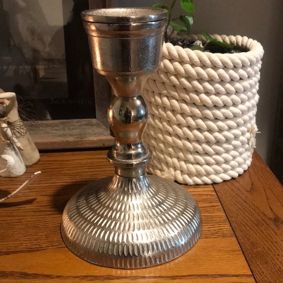 Silver hammered candle stick holder 7” x 10” - Picture 1 of 4